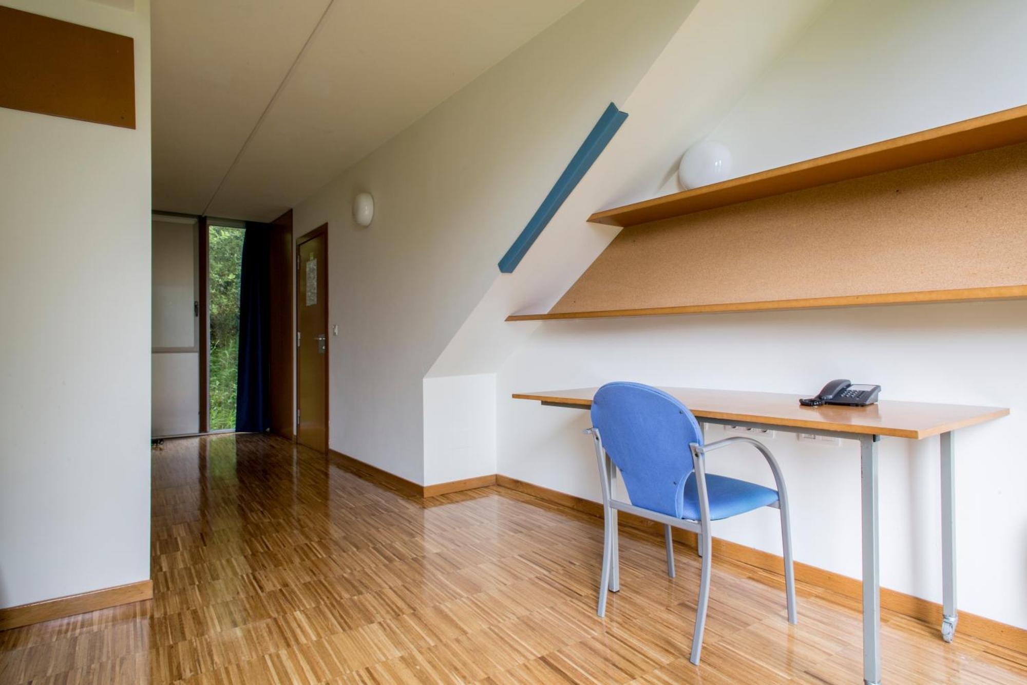 Residencia Universitaria Resa O Castro Vigo Eksteriør bilde