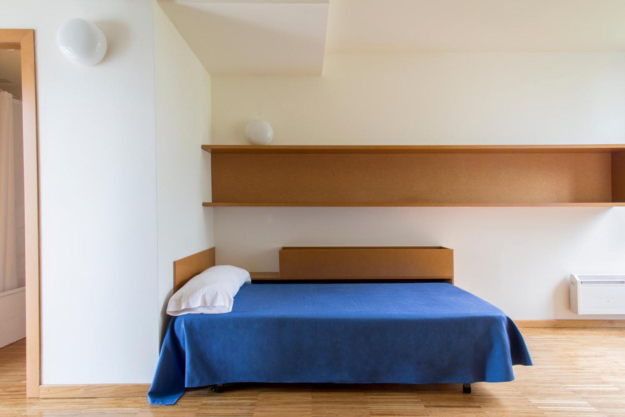 Residencia Universitaria Resa O Castro Vigo Eksteriør bilde